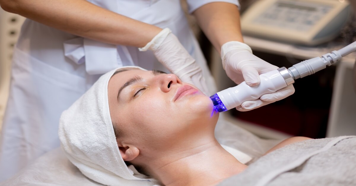 hydrafacial-benefits-for-every-skin-type-where-to-experience-it-in-abu-dhabi-health-dod